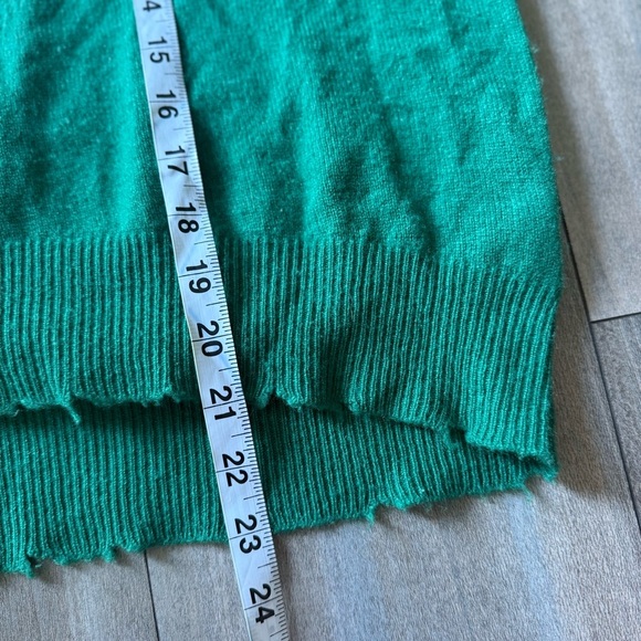 27 Miles 100% cashmere peace sign sweater green size medium - Picture 5 of 5